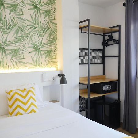 Nanit Rooms Ibiza Hostal Santa Eulària des Riu Δωμάτιο φωτογραφία