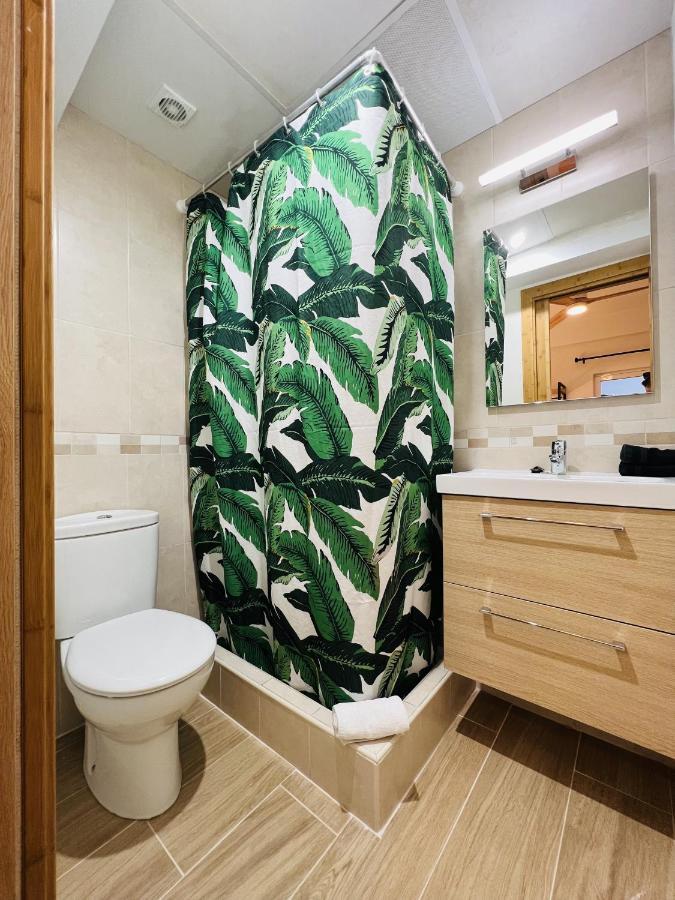 Nanit Rooms Ibiza Hostal Santa Eulària des Riu Εξωτερικό φωτογραφία