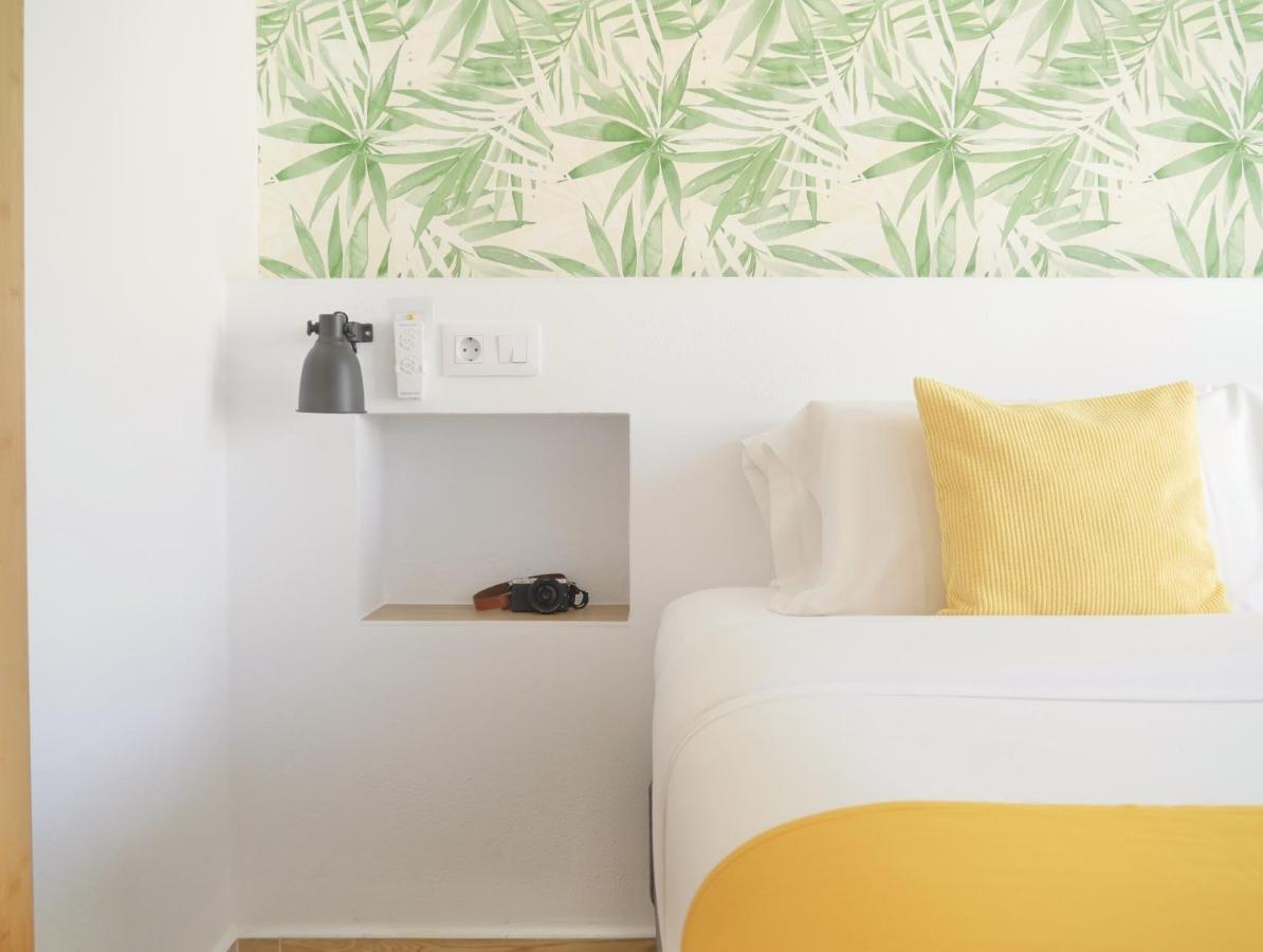Nanit Rooms Ibiza Hostal Santa Eulària des Riu Εξωτερικό φωτογραφία