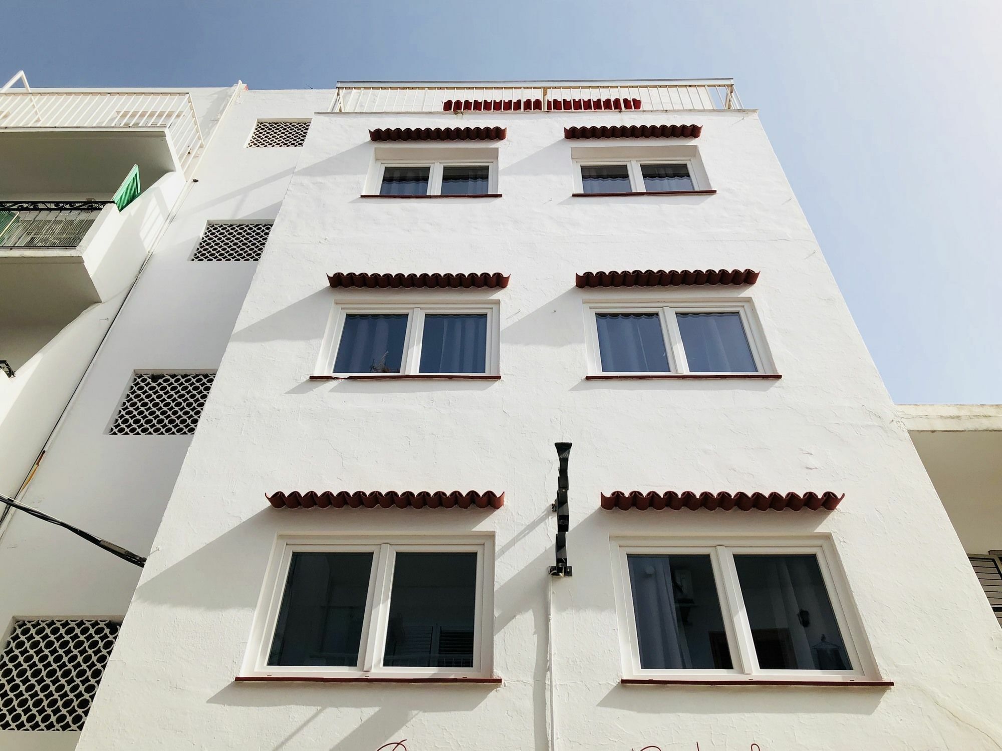 Nanit Rooms Ibiza Hostal Santa Eulària des Riu Εξωτερικό φωτογραφία
